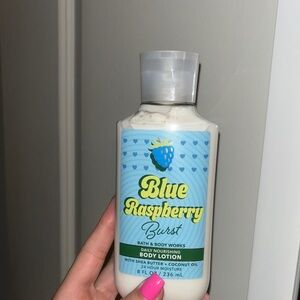 Bath & Body Works Blue Raspberry Burst🩵